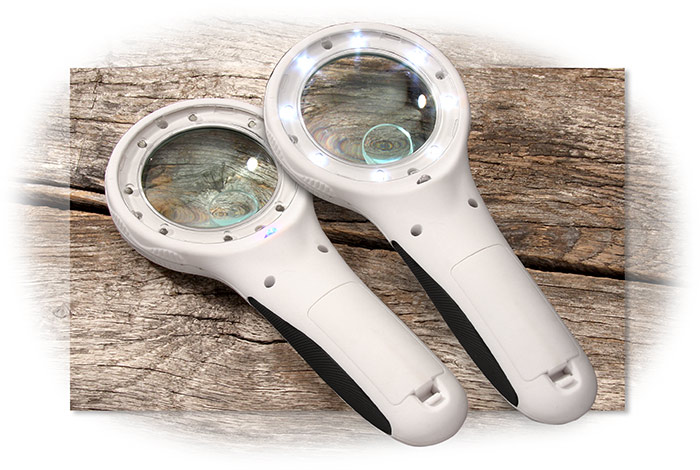 Illuminated Magnifier