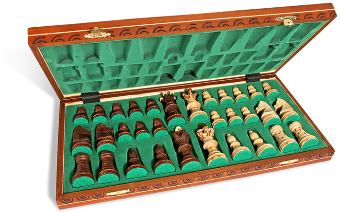 Linden Wood Chess Set