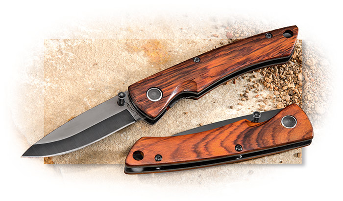Stone River Ceramic Blade & Sandalwood Scales